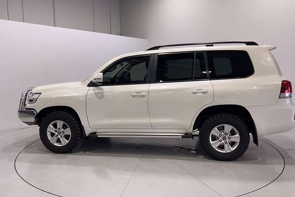 2017 Toyota Landcruiser Altitude VDJ200R