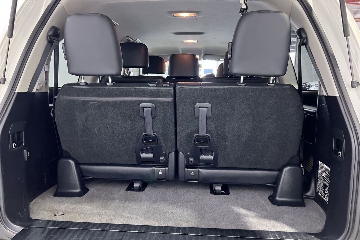 2017 Toyota Landcruiser Altitude VDJ200R