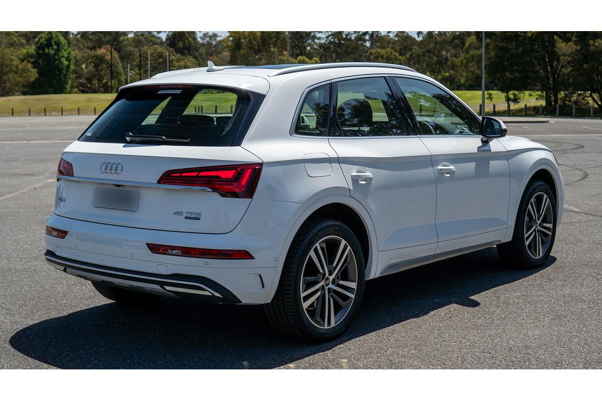 2024 Audi Q5 45 TFSI Sport FY