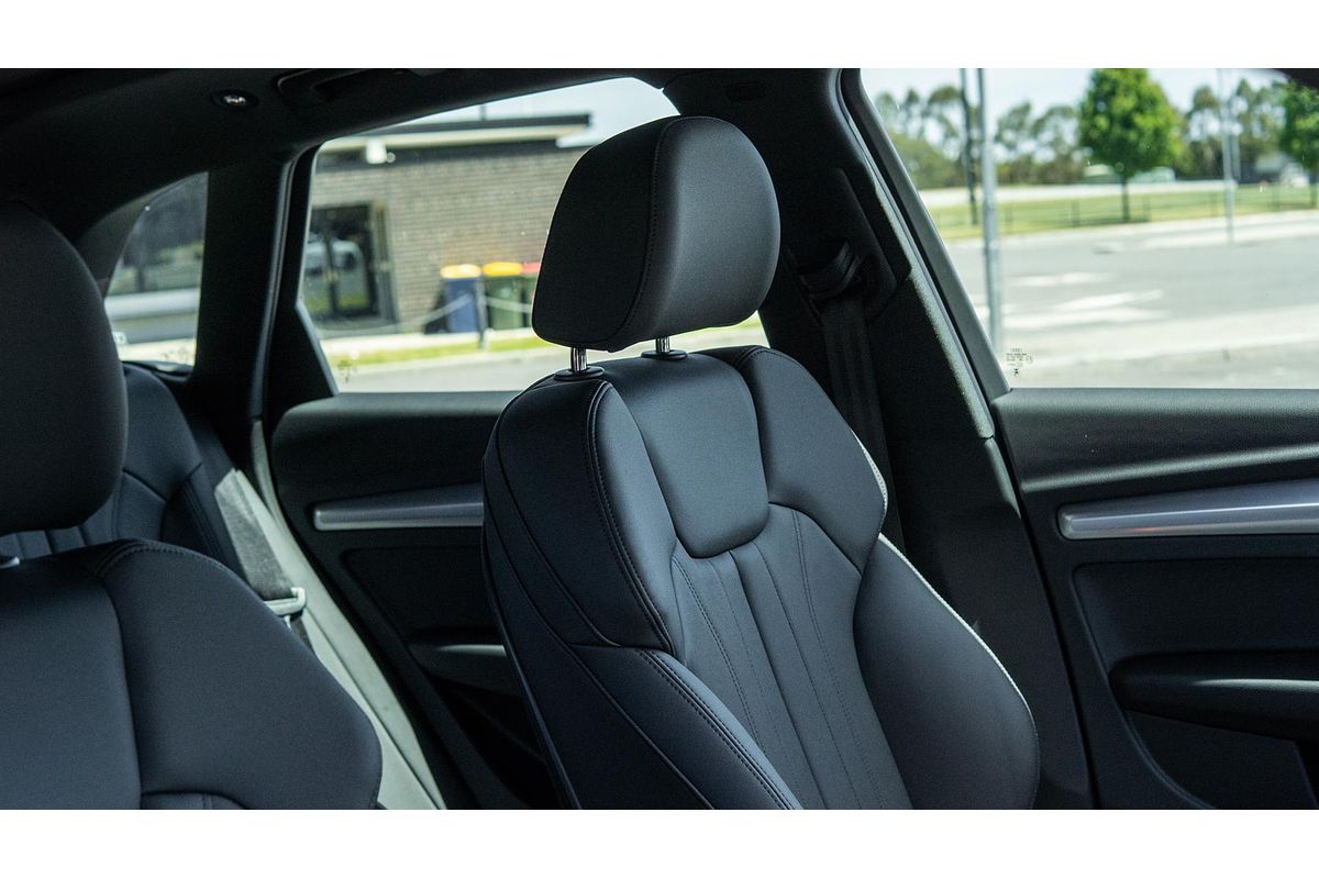2024 Audi Q5 45 TFSI Sport FY