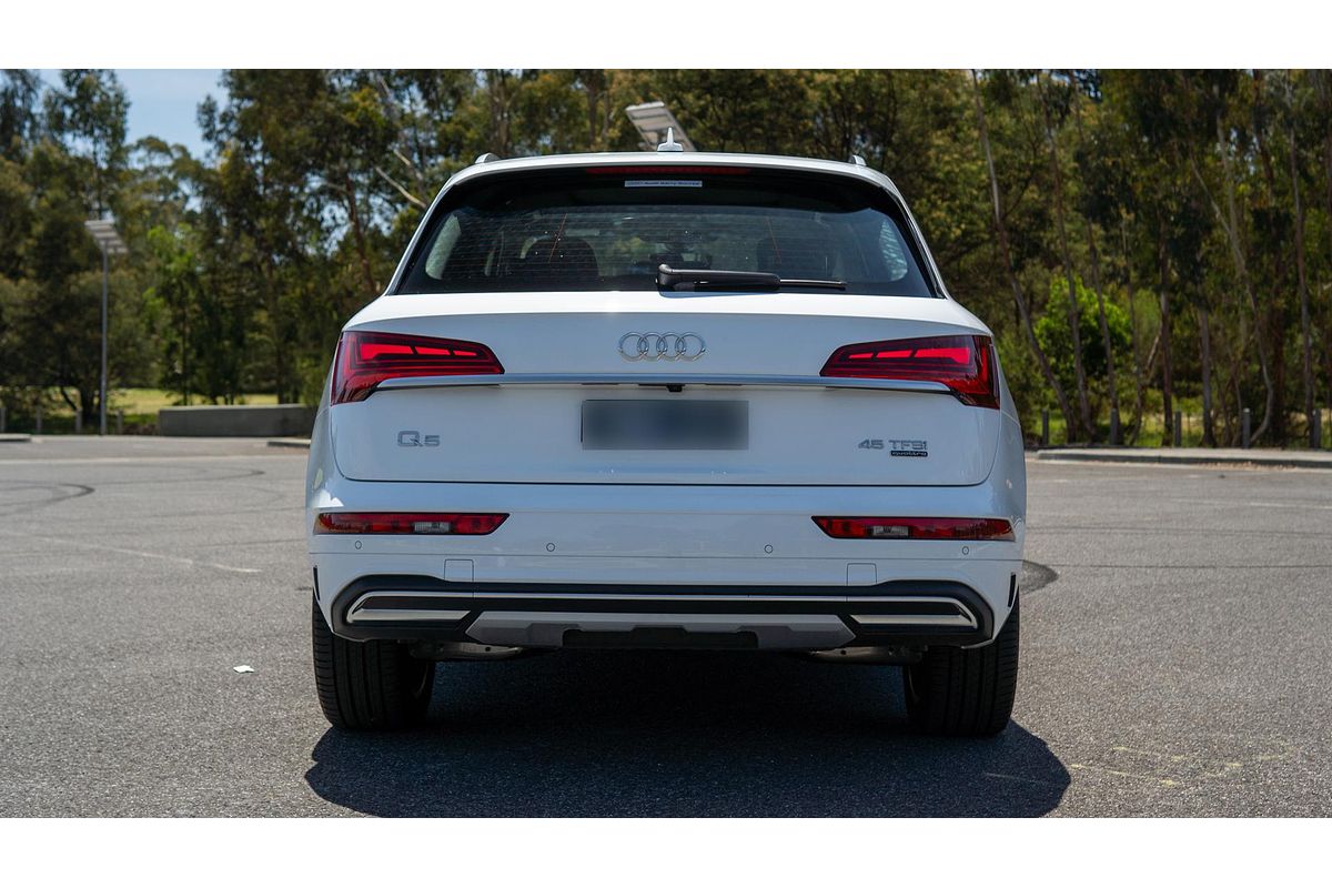 2024 Audi Q5 45 TFSI Sport FY