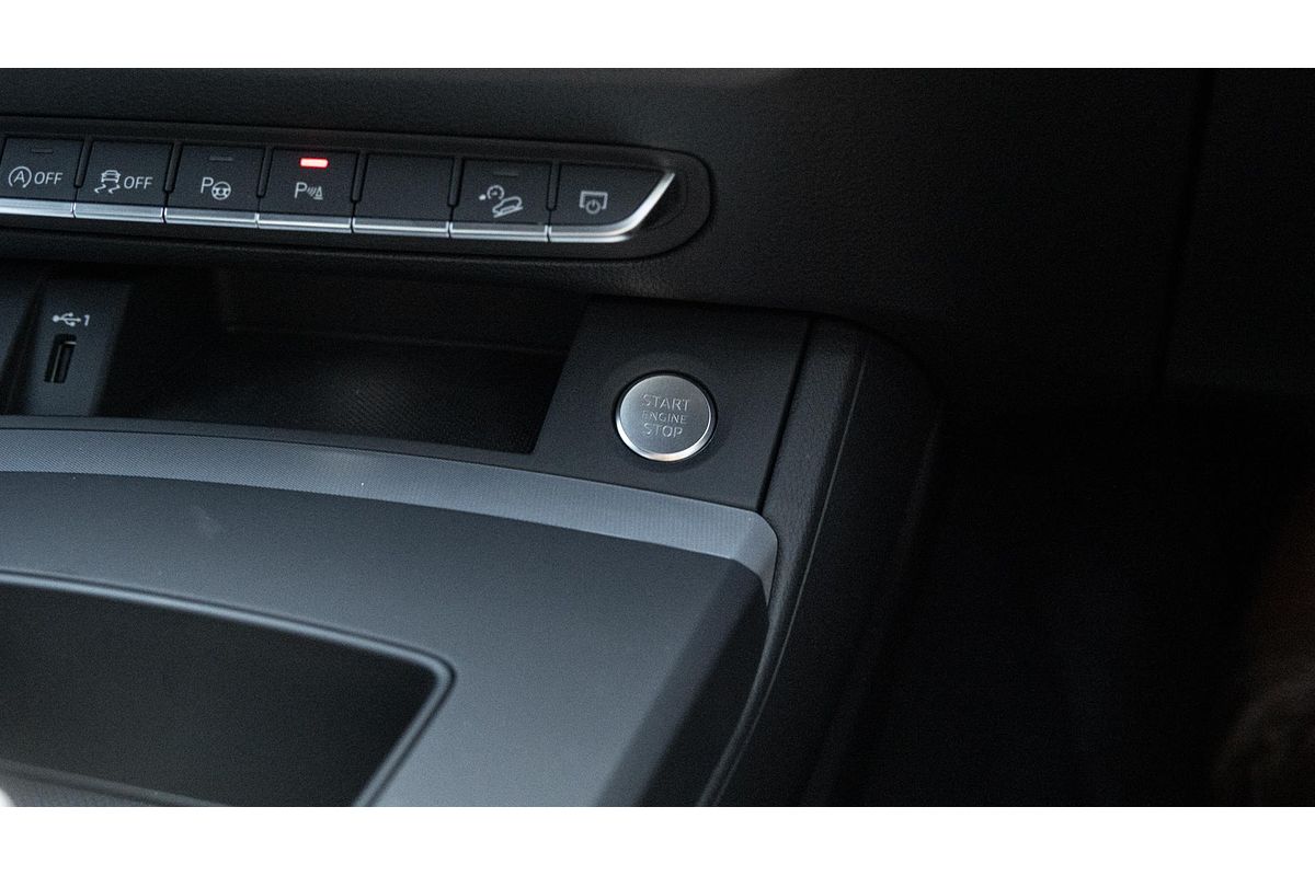2024 Audi Q5 45 TFSI Sport FY