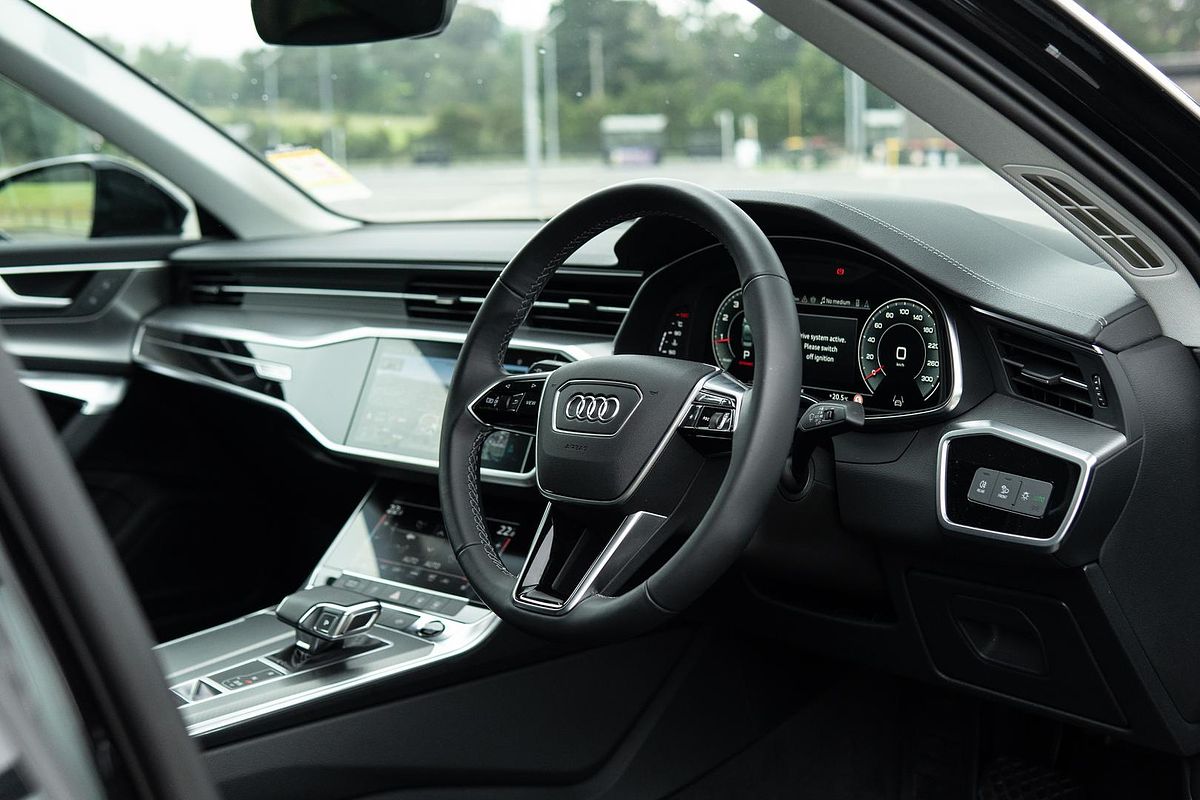 2024 Audi A6 40 TFSI S line C8