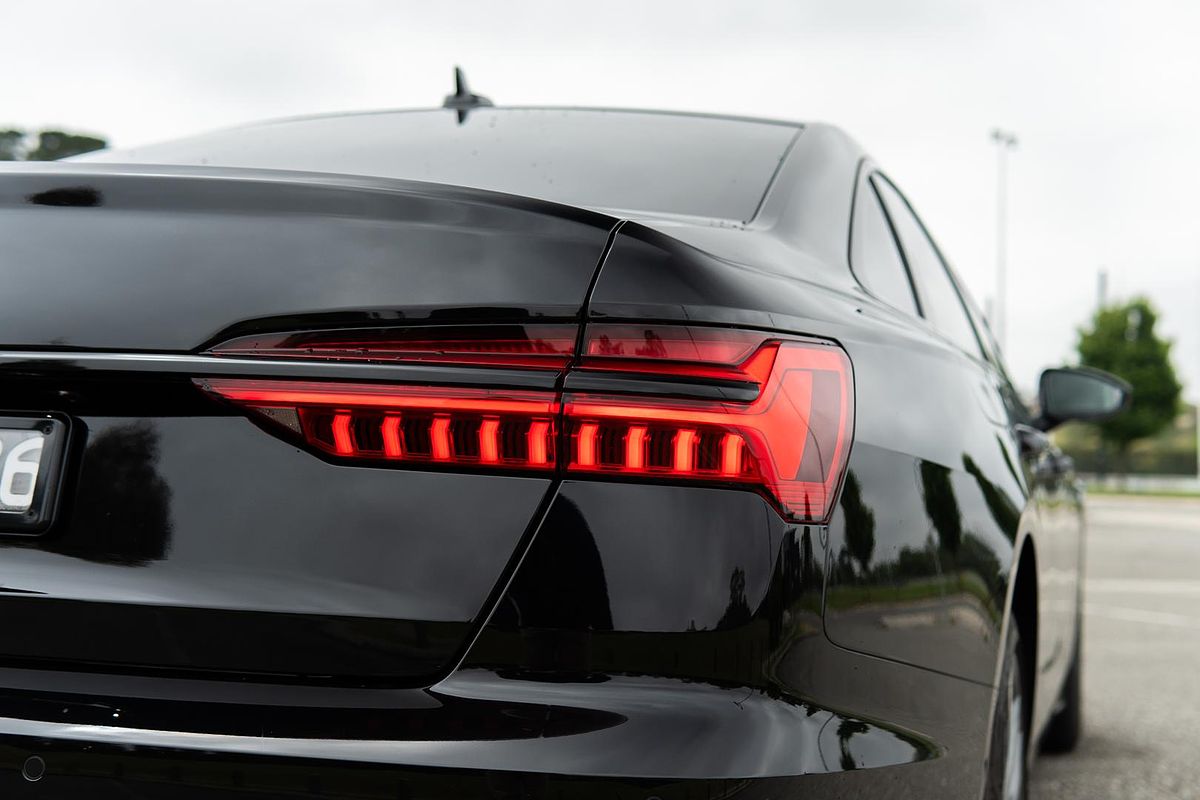 2024 Audi A6 40 TFSI S line C8