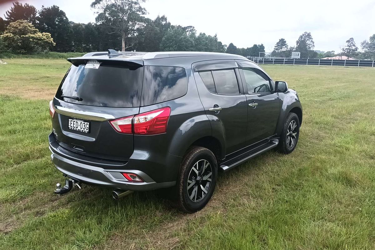 2019 Isuzu MU-X LS-T