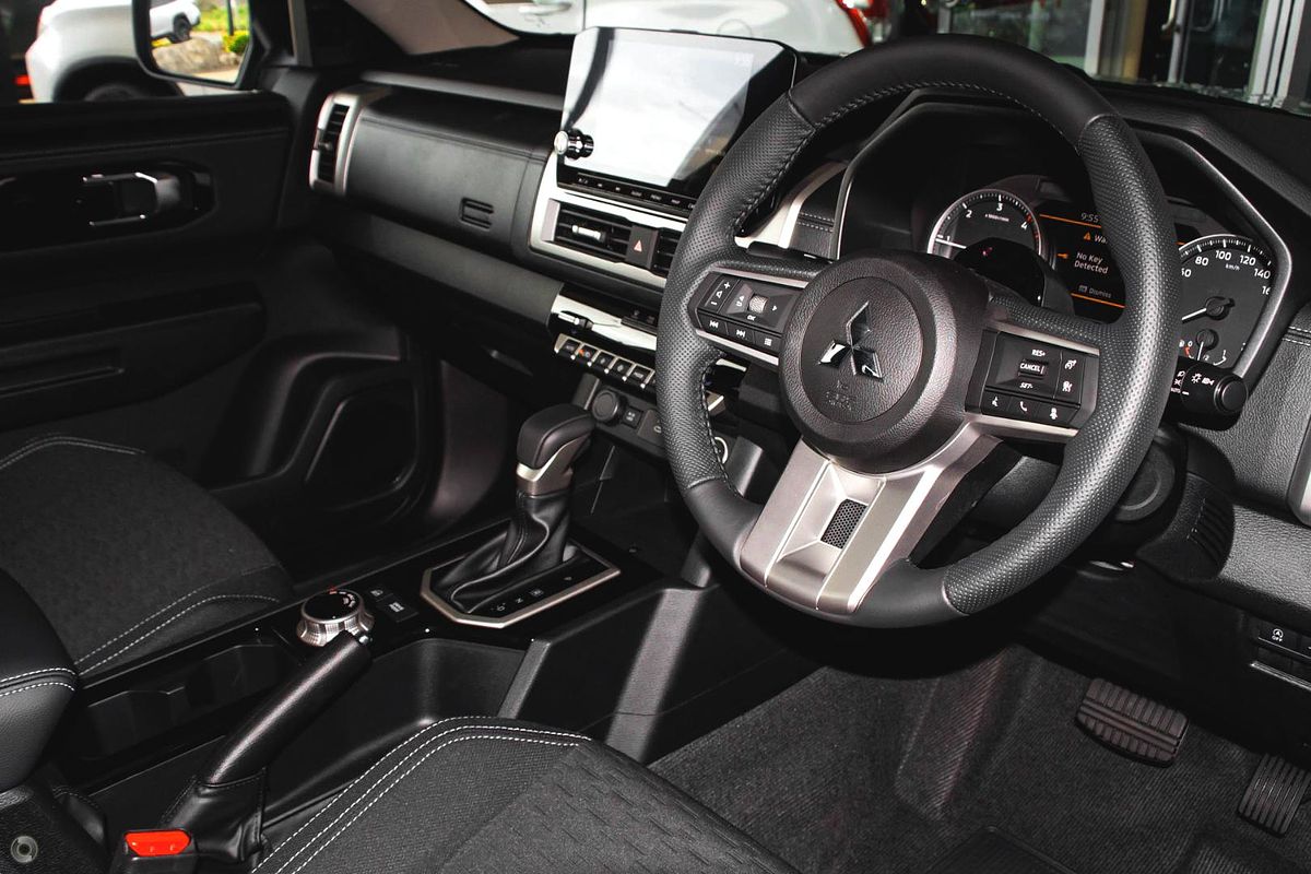 2024 Mitsubishi Triton GLS MV 4X4