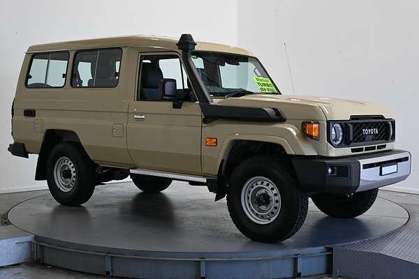 2024 Toyota Landcruiser GXL Troopcarrier VDJL78R