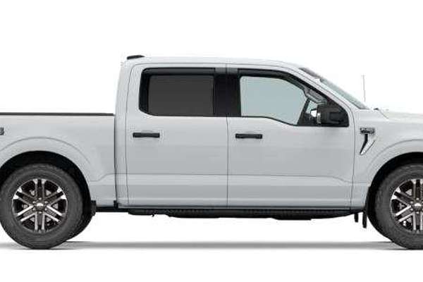 2023 Ford F-150 XLT 4X4 LWB