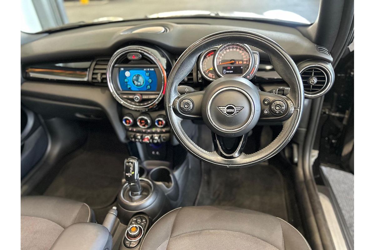 2019 MINI Convertible Cooper F57 LCI