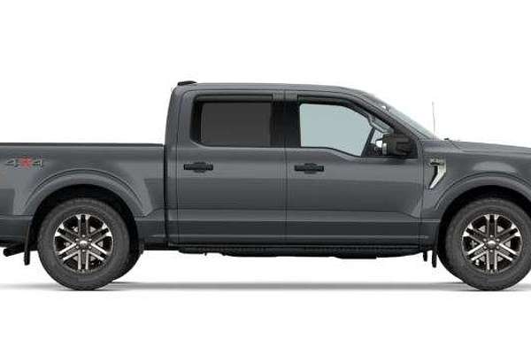 2023 Ford F-150 XLT 4X4 LWB