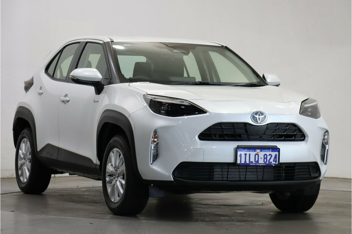 2024 Toyota Yaris Cross GX in White | Used SUV | Victoria Park WA