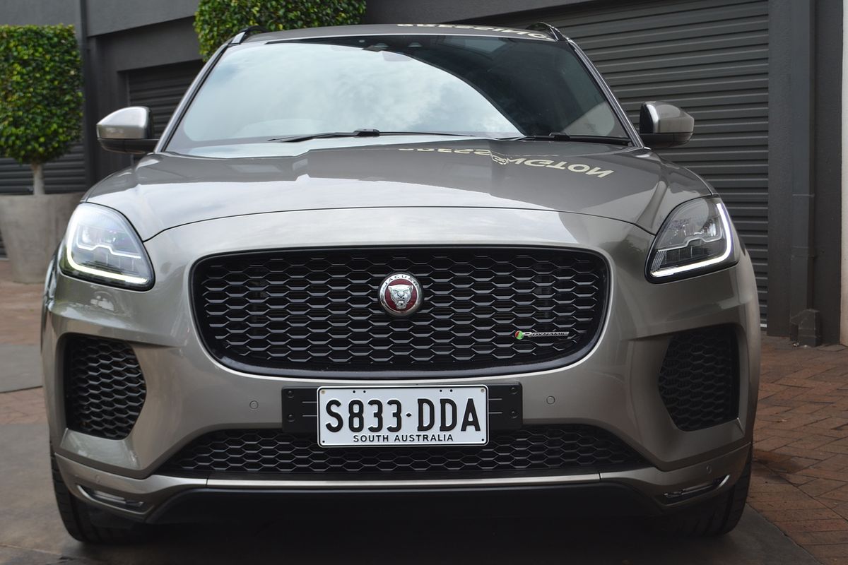 2018 Jaguar E-PACE P300 R-Dynamic SE X540