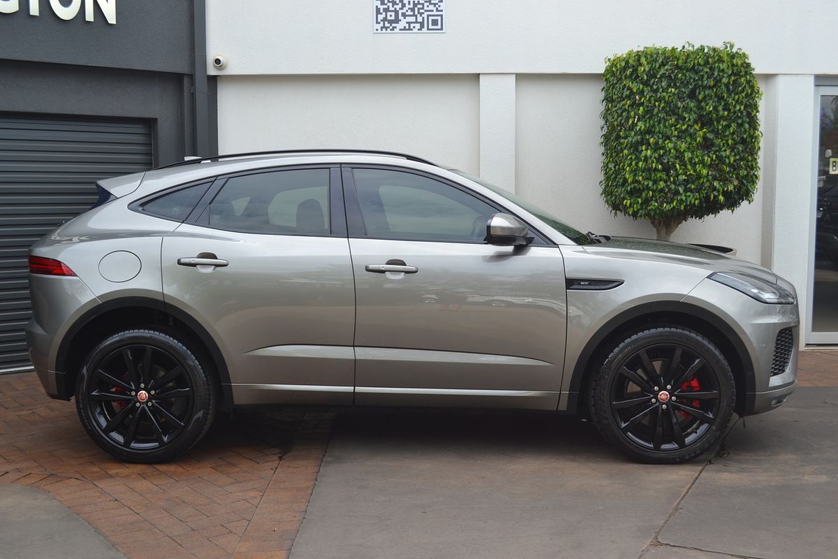 2018 Jaguar E-PACE P300 R-Dynamic SE X540