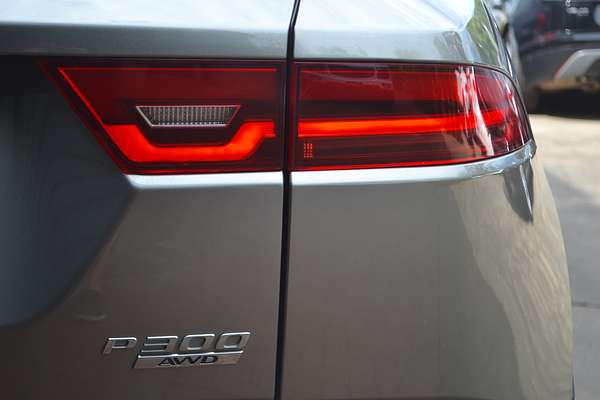 2018 Jaguar E-PACE P300 R-Dynamic SE X540