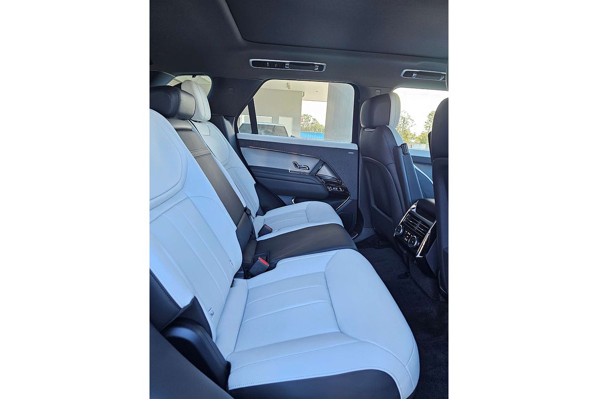 2024 Land Rover Range Rover Sport D350 Dynamic HSE L461
