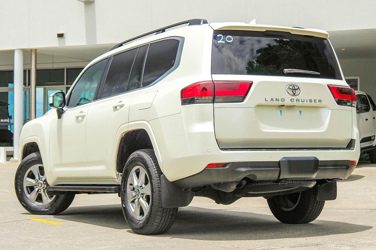 2022 Toyota Landcruiser VX FJA300R