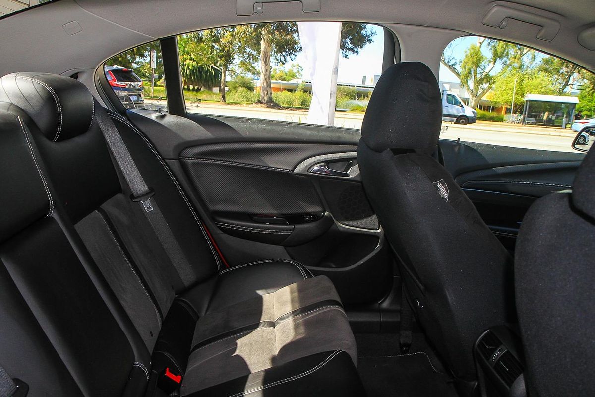 2015 Holden Commodore SV6 VF