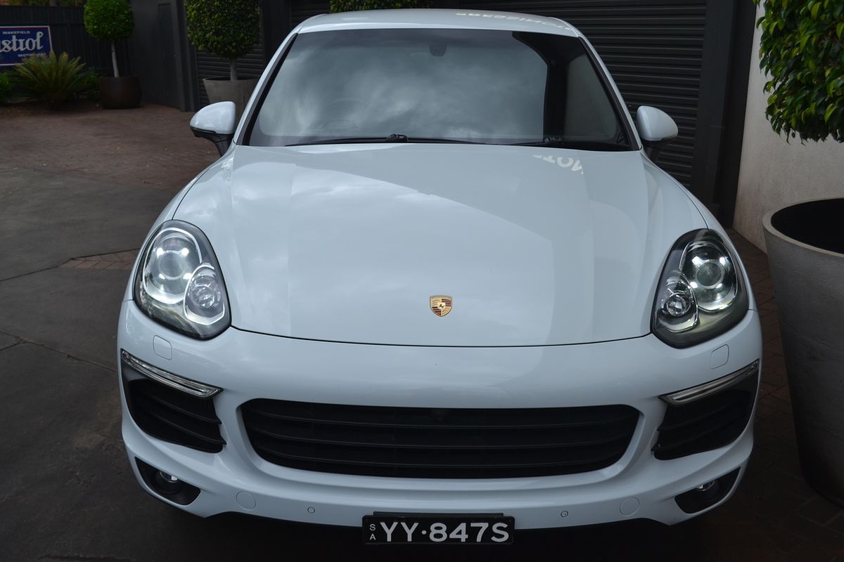 2017 Porsche Cayenne Diesel Platinum Edition 92A