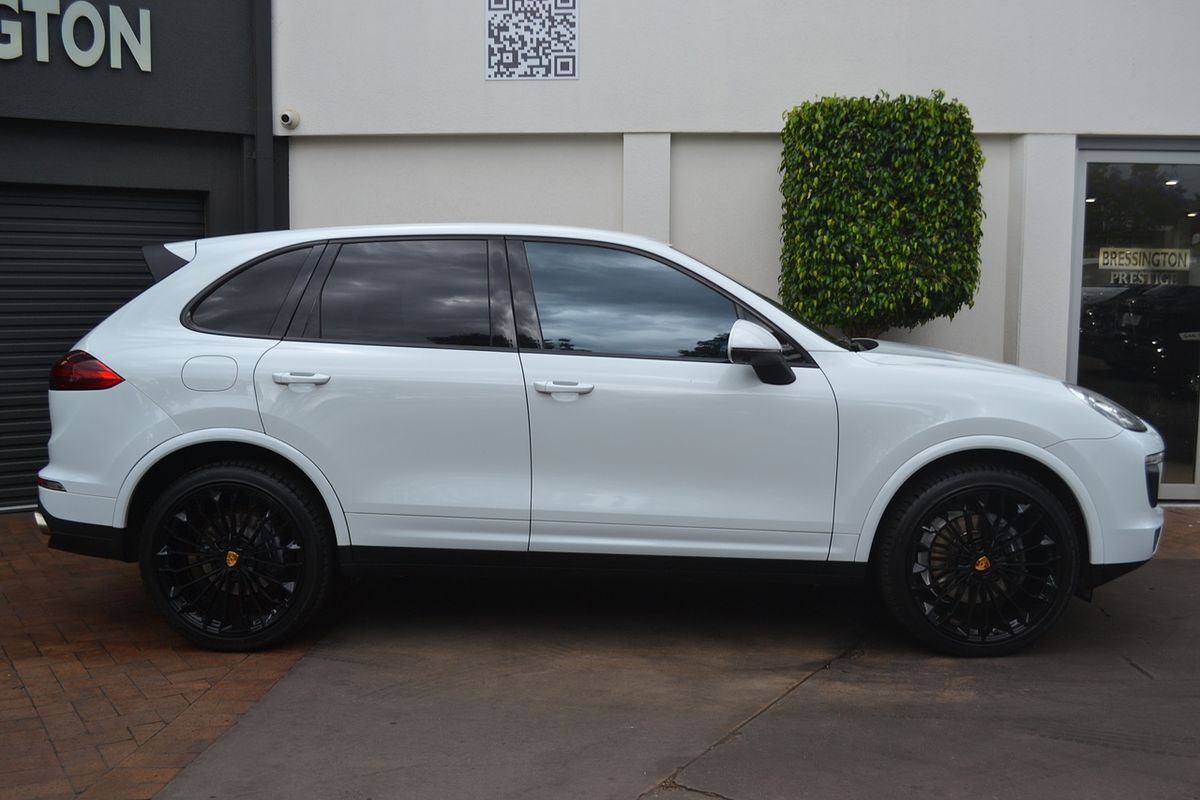 2017 Porsche Cayenne Diesel Platinum Edition 92A