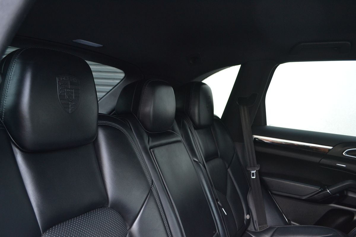 2017 Porsche Cayenne Diesel Platinum Edition 92A