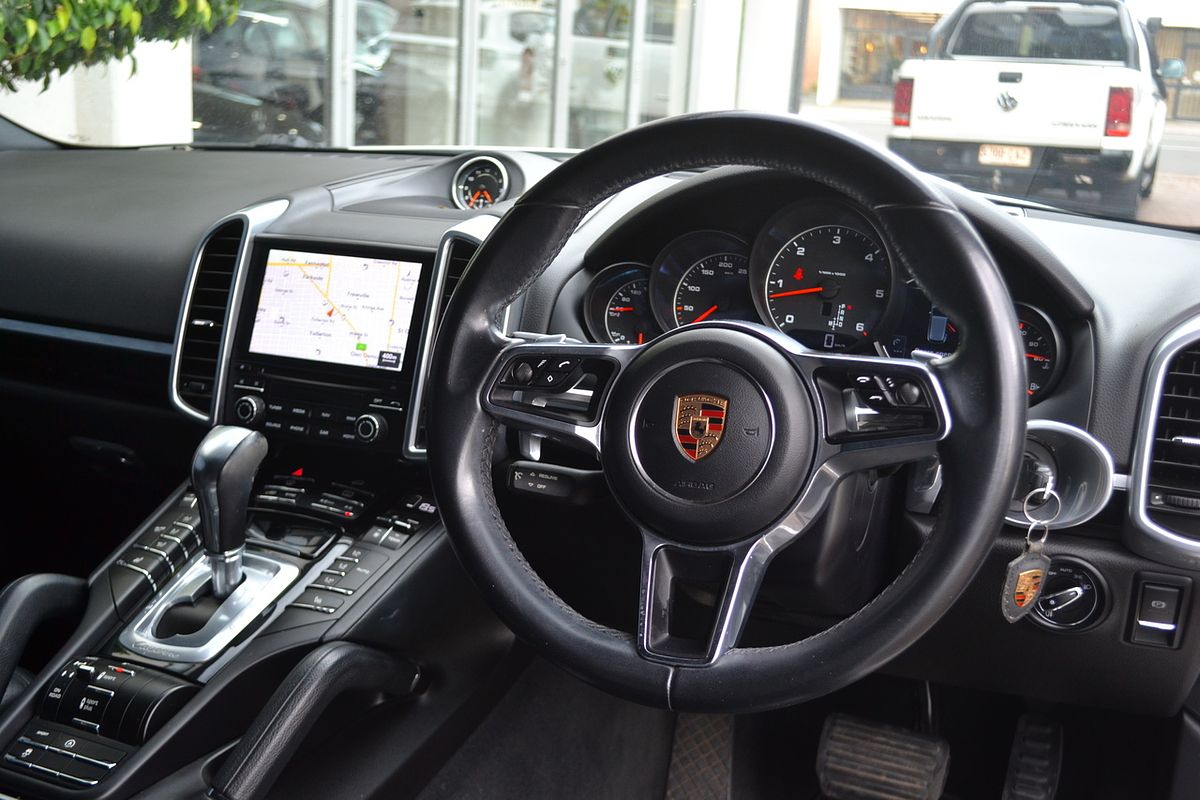 2017 Porsche Cayenne Diesel Platinum Edition 92A