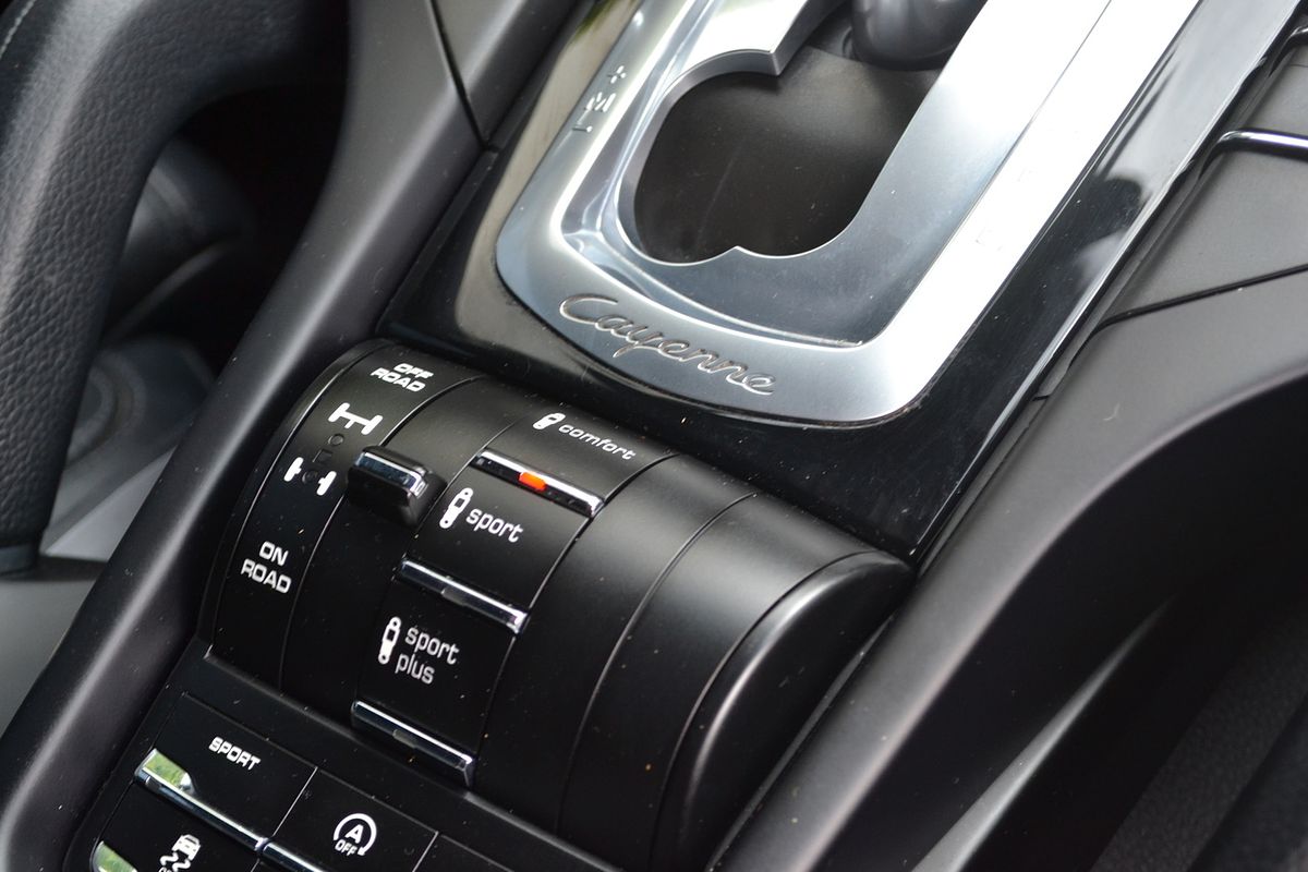 2017 Porsche Cayenne Diesel Platinum Edition 92A
