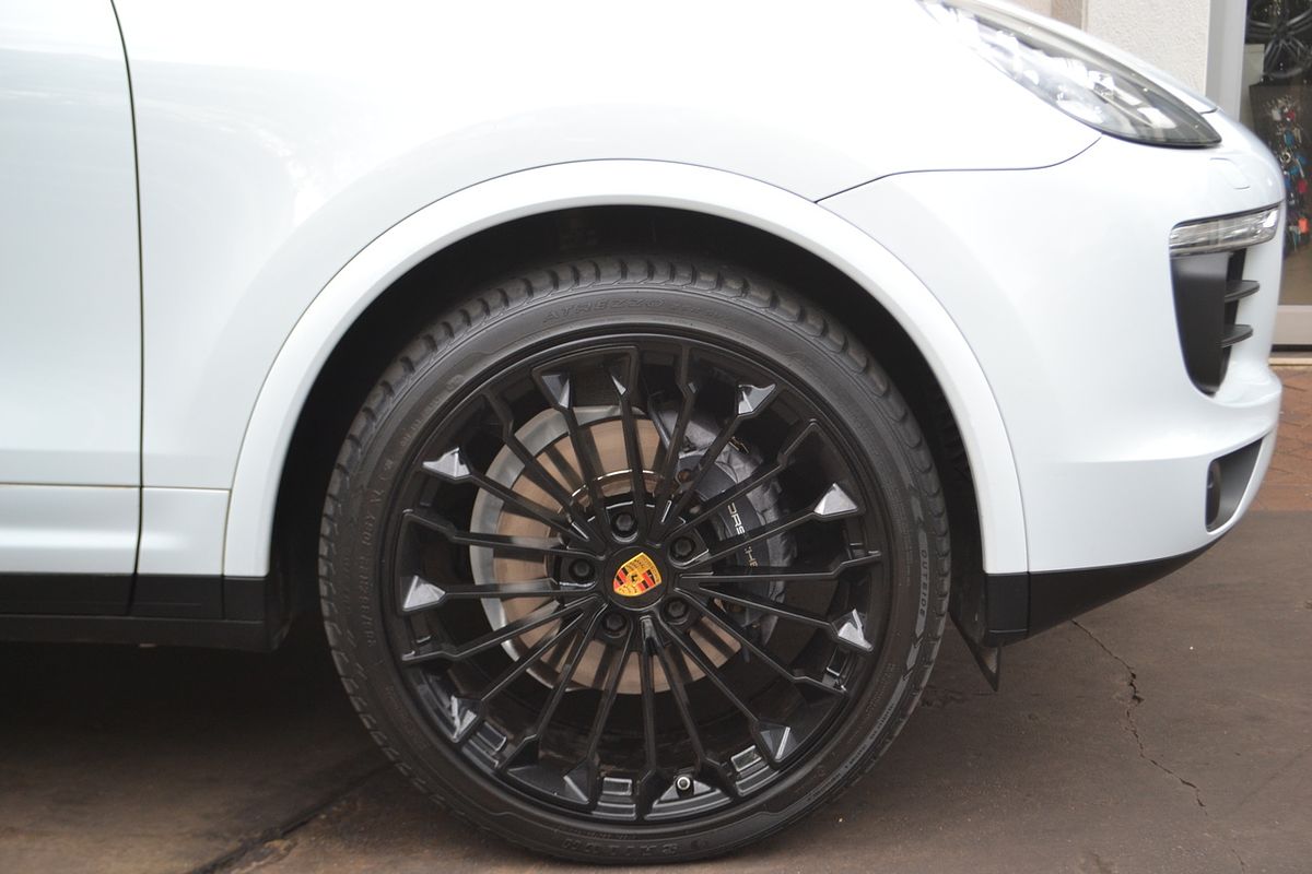 2017 Porsche Cayenne Diesel Platinum Edition 92A