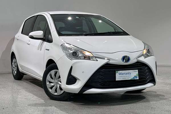 2019 Toyota Vitz Hybrid F NHP130