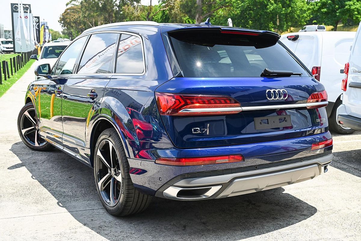 2023 Audi Q7 55 TFSI S line 4M