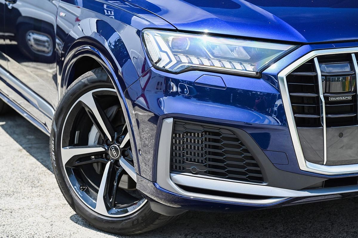 2023 Audi Q7 55 TFSI S line 4M
