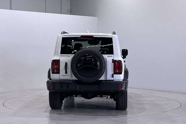 2024 GWM Tank 300 Ultra Hybrid P01