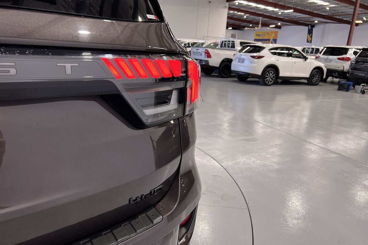 2022 Ford Everest Sport