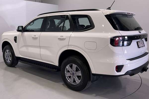 2024 Ford Everest Ambiente