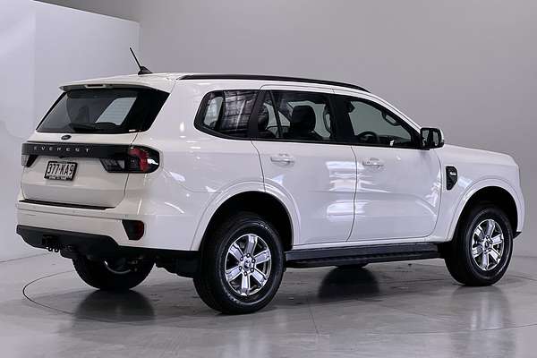 2024 Ford Everest Ambiente