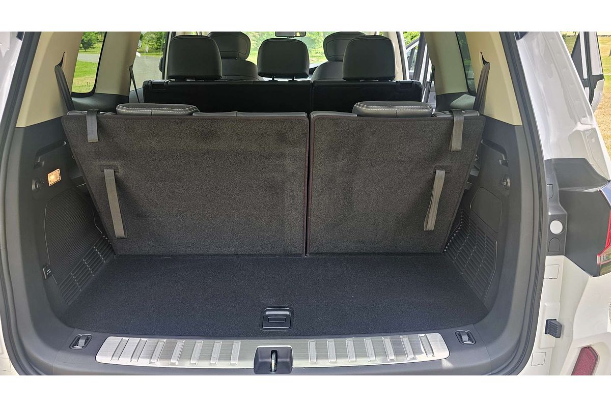 2024 LDV D90 Executive SV9A