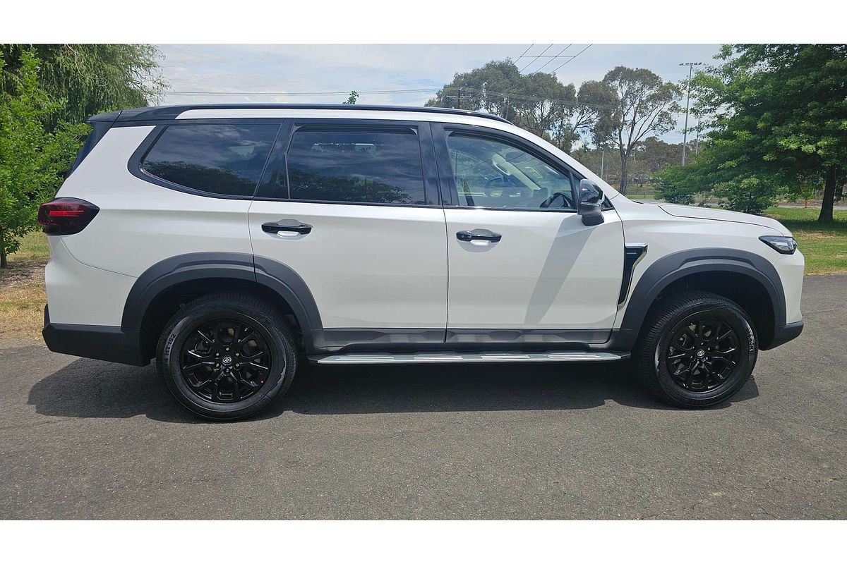 2024 LDV D90 Executive SV9A