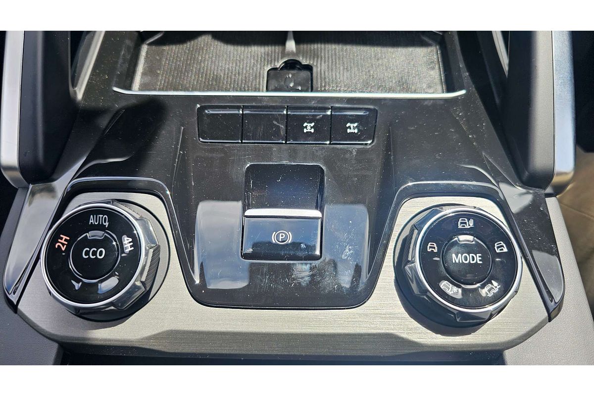 2024 LDV D90 Executive SV9A