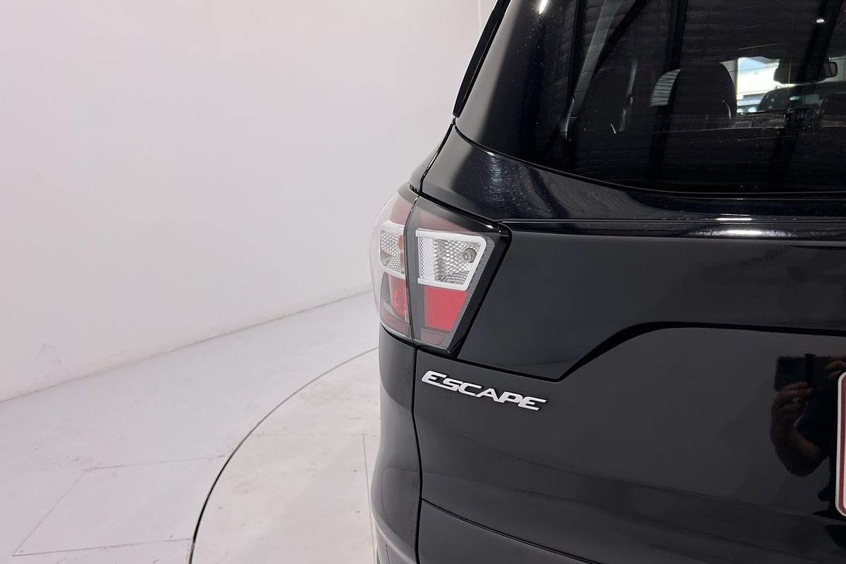 2019 Ford Escape ST-Line ZG