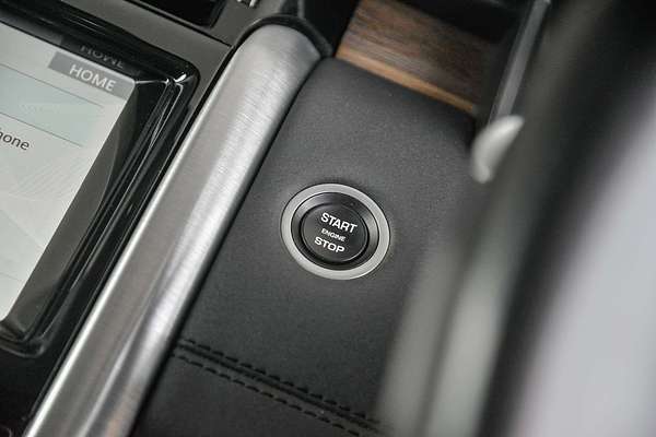 2017 Land Rover Discovery TD6 HSE Series 5