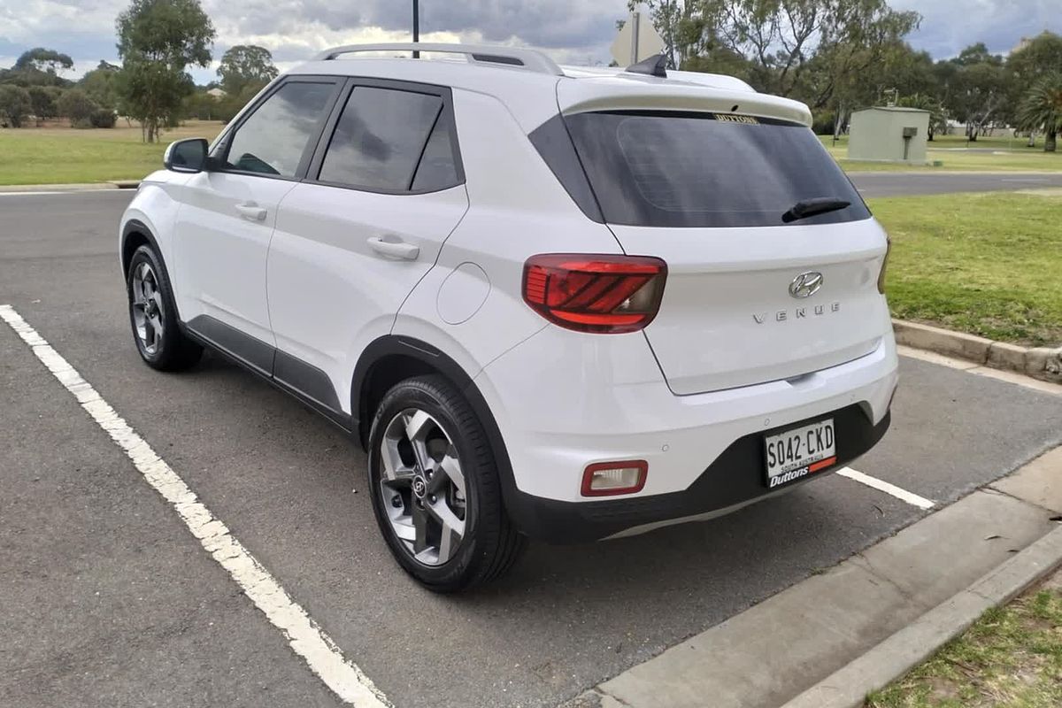 2021 Hyundai Venue Active QX.V3
