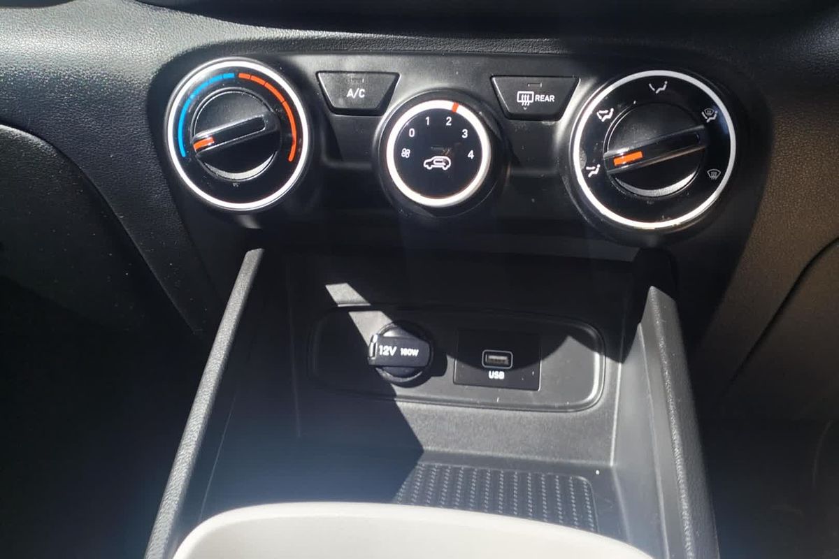 2021 Hyundai Venue Active QX.V3
