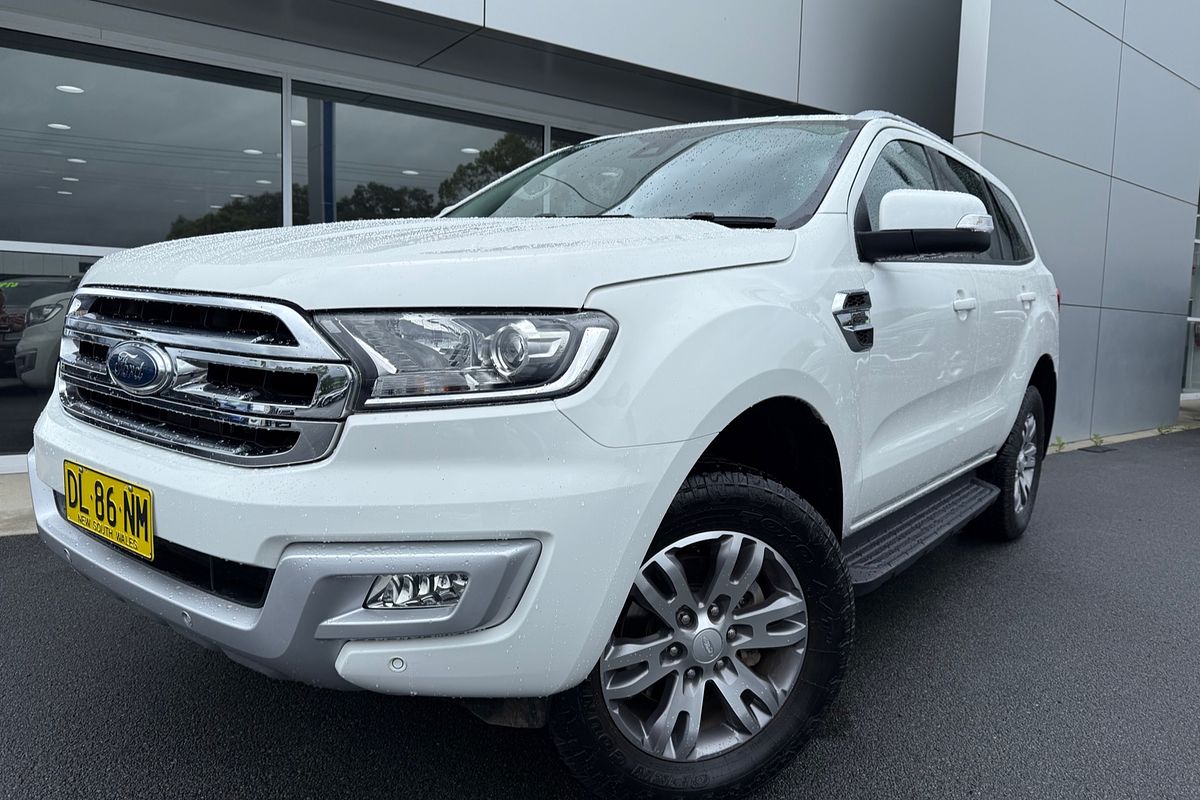 2015 Ford Everest Trend UA