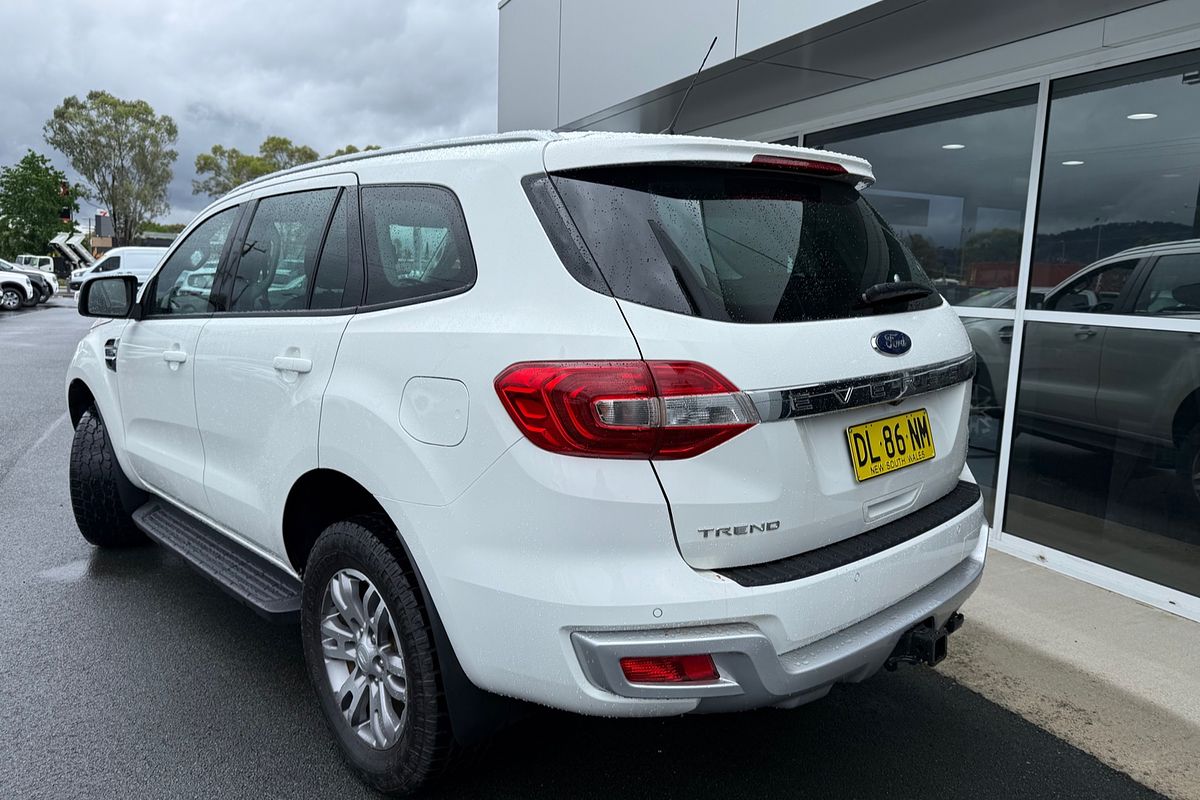 2015 Ford Everest Trend UA