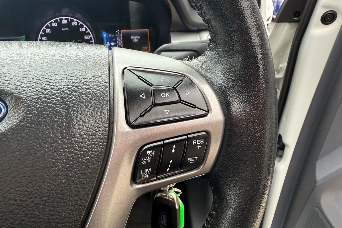 2015 Ford Everest Trend UA