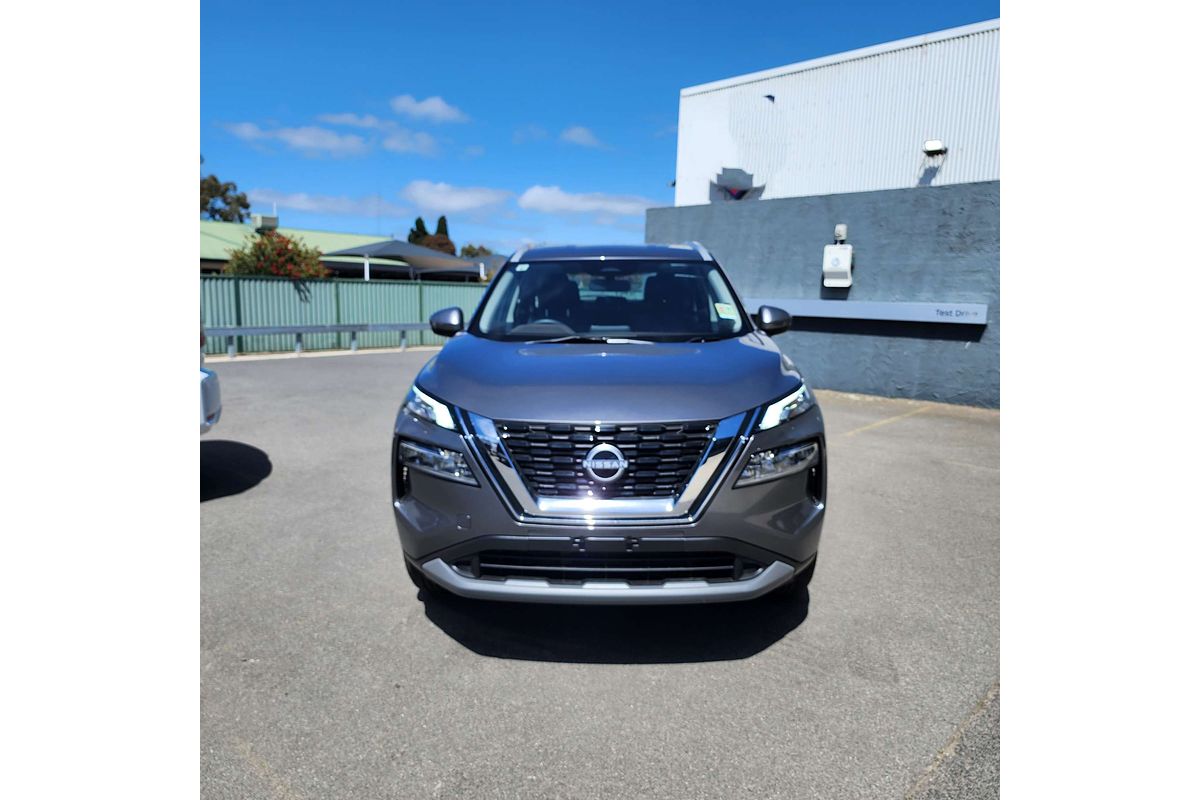 2024 Nissan X-TRAIL ST T33