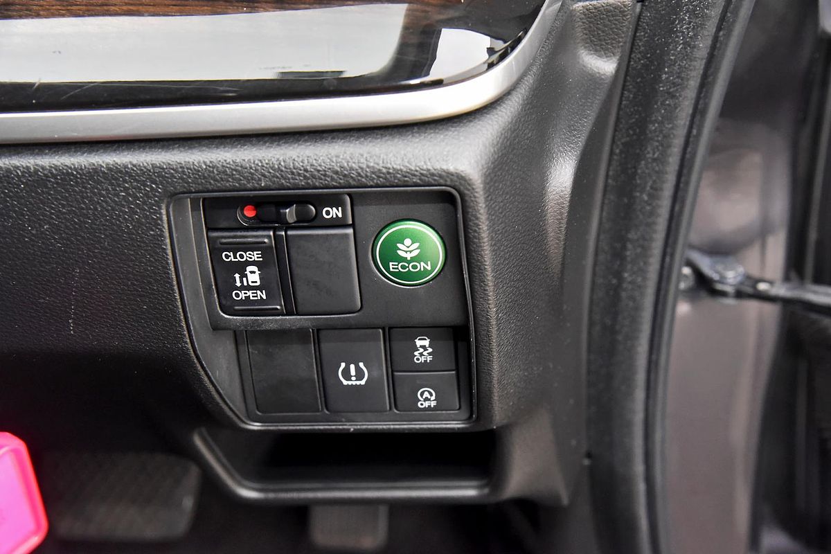 2016 Honda Odyssey VTi 5th Gen