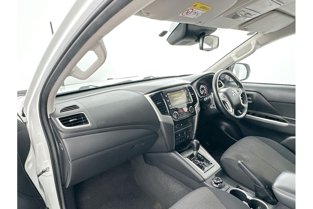 2020 Mitsubishi Triton GLS MR 4X4