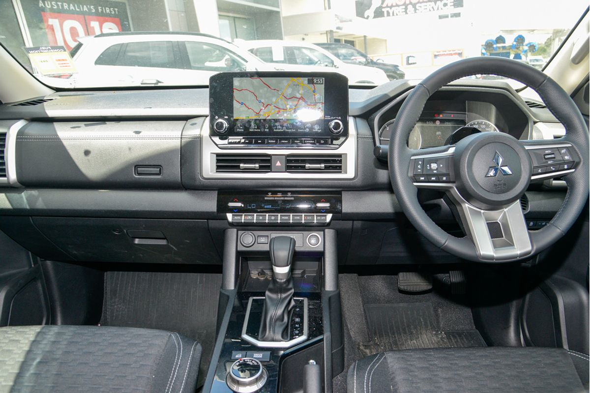 2024 Mitsubishi Triton GLS MV 4X4