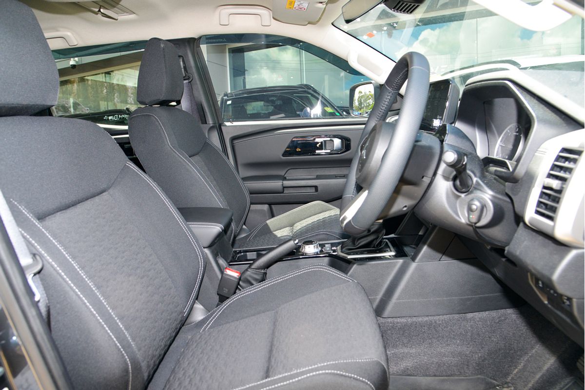2024 Mitsubishi Triton GLS MV 4X4