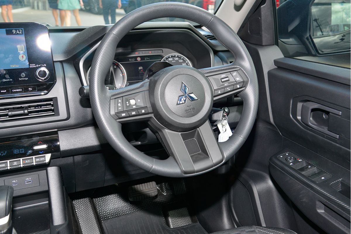 2024 Mitsubishi Triton GLX+ MV 4X4